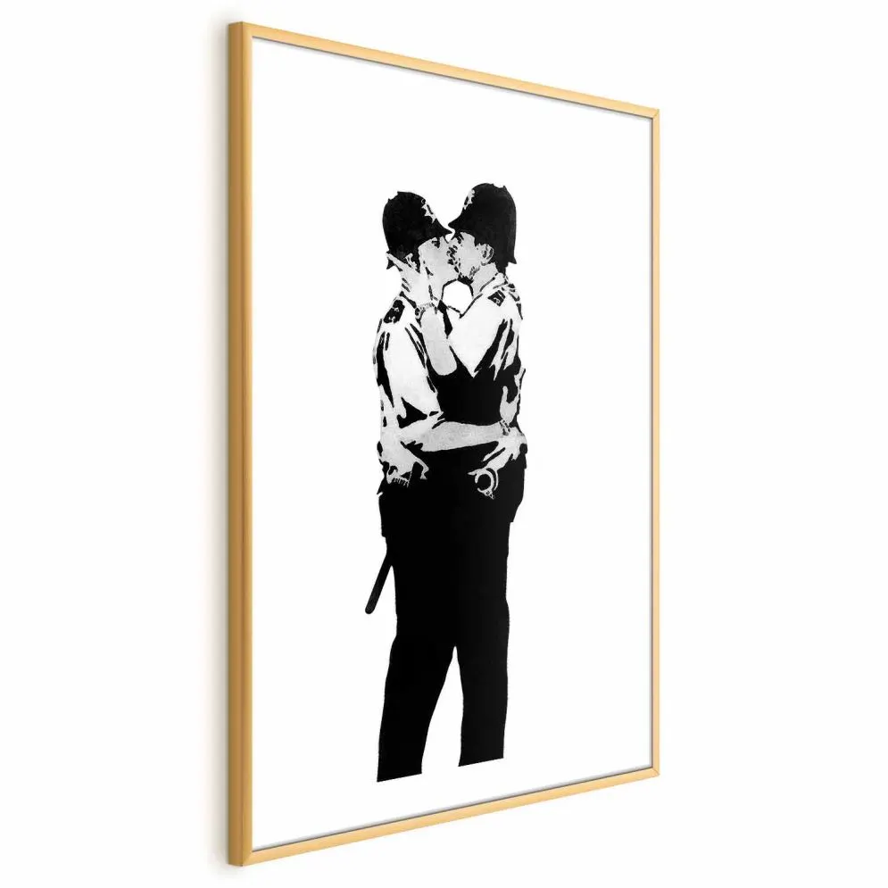 Plakat Kissing Coppers 60x90 cm z ramą złotą z marginesem | MIRAT.