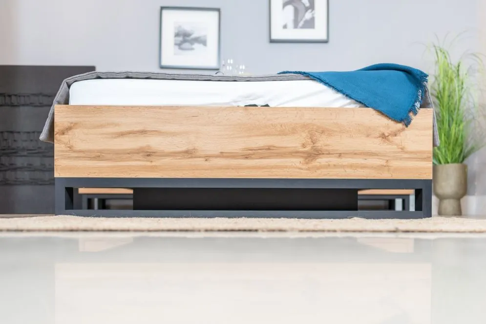 Łóżko HALLE 160x200 dąb wotan mat/czarne z pojemnikiem I sklep meblowy MIRAT. styl LOFT, SKANDYNAWSKI kolekcja HALLE