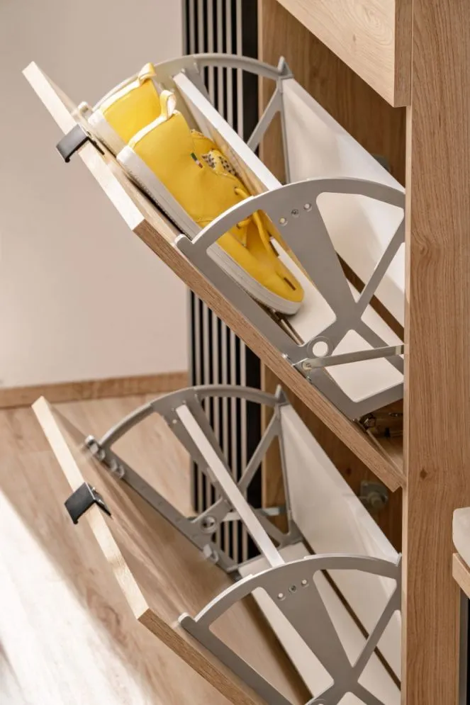 Komoda PEDRO hickory jackson/czarna z szufladami I sklep meblowy MIRAT. kolekcja PEDRO