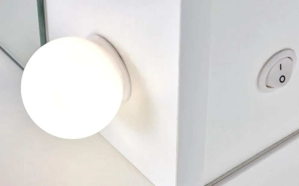 Toaletka HOLLYWOOD XL biały mat z oświetleniem LED | MIRAT. w stylu SKANDYNAWSKI kolekcja