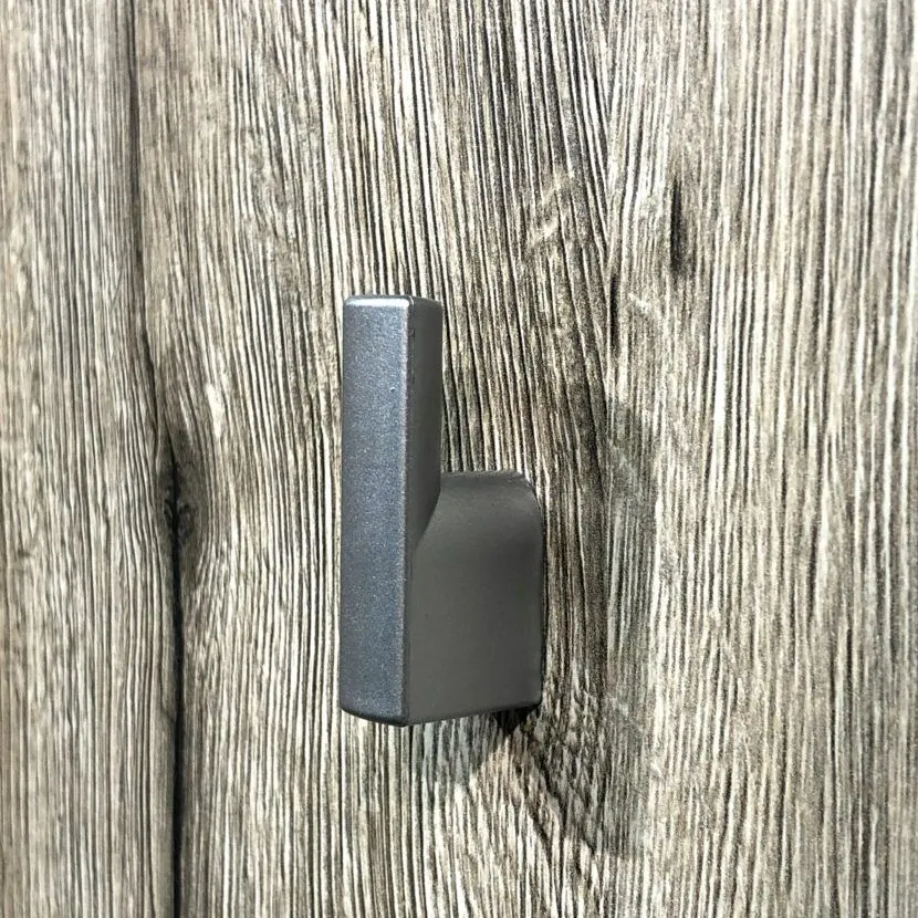 Garderoba do przedpokoju GUSTAVO VIII dąb wellington/biała połysk z lustrem I sklep meblowy MIRAT.