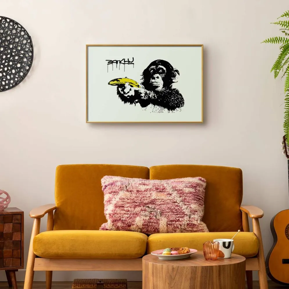 Plakat Banksy: Małpa 30x21 cm z ramą złotą z marginesem | MIRAT.