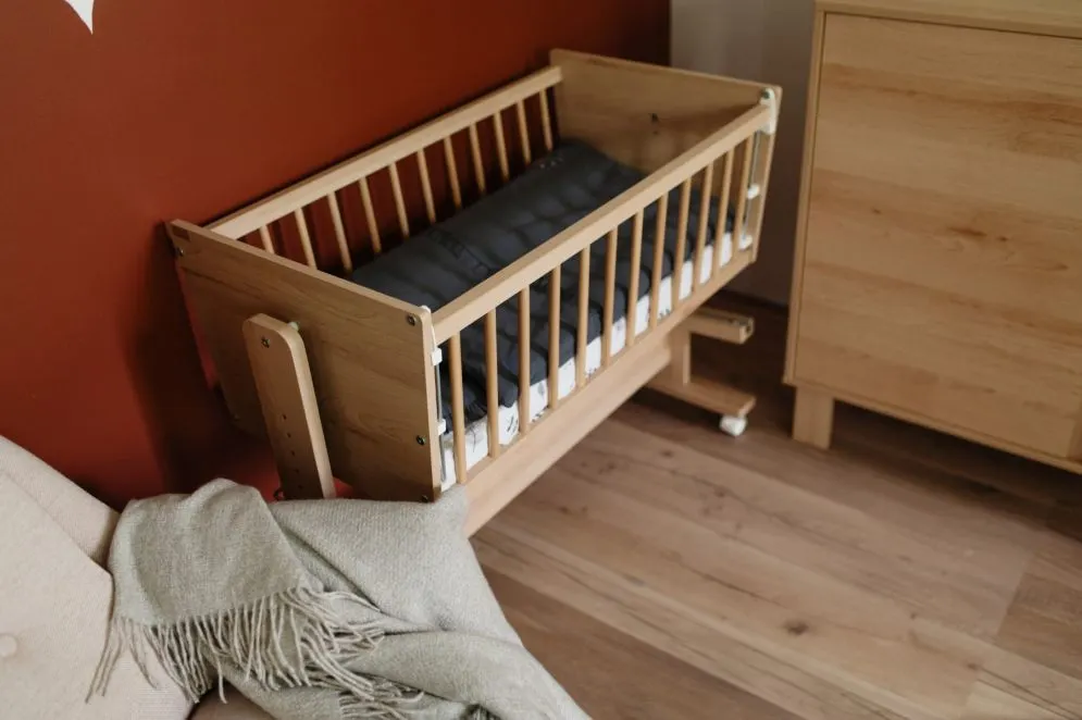 Łóżeczko kołyska KAJA 5w1 buk dostawne małe I sklep meblowy MIRAT. styl SKANDYNAWSKI