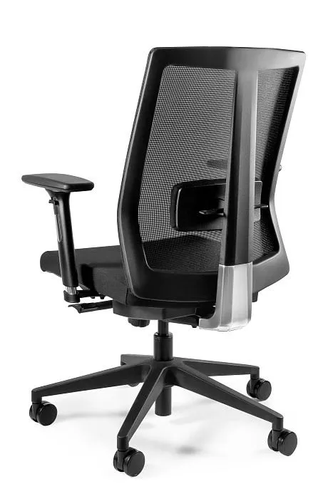 Fotel biurowy SCOPE LOW czarny z mechanizmem SYNCHRON | MIRAT. w stylu  kolekcja