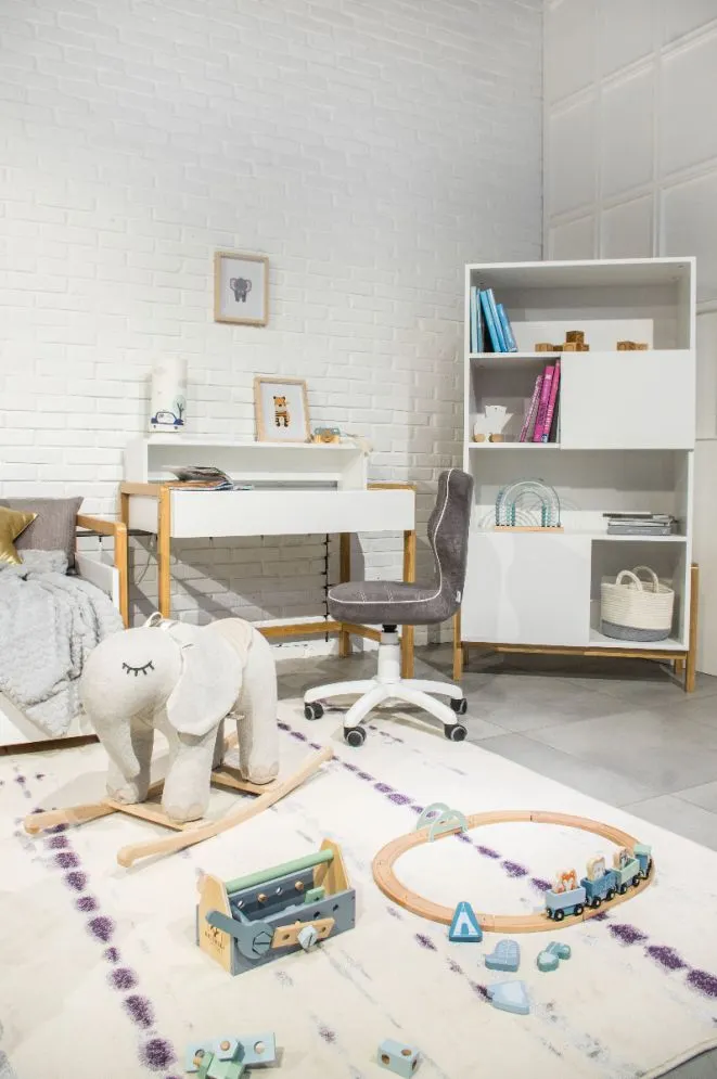 Regał dziecięcy VICTOR biały/dąb na zabawki | MIRAT. styl SKANDYNAWSKI kolekcja VICTOR