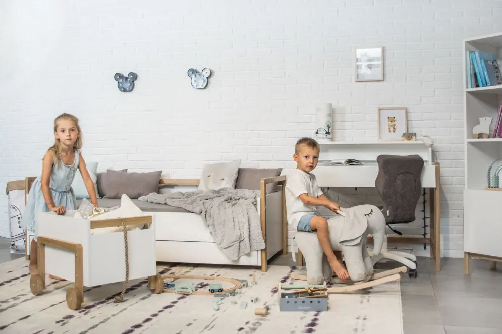 Biurko dziecięce VICTOR białe/dąb z szufladą | MIRAT. styl SKANDYNAWSKI kolekcja VICTOR