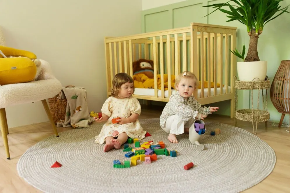 Łóżeczko dziecięce FILIP 120x60 sosna drewniane I sklep meblowy MIRAT. styl SKANDYNAWSKI