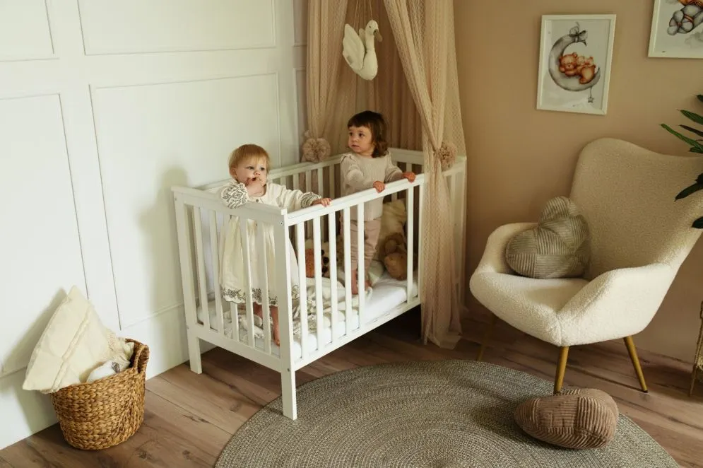 Łóżeczko dziecięce FILIP 120x60 białe sosnowe I sklep meblowy MIRAT. styl SKANDYNAWSKI