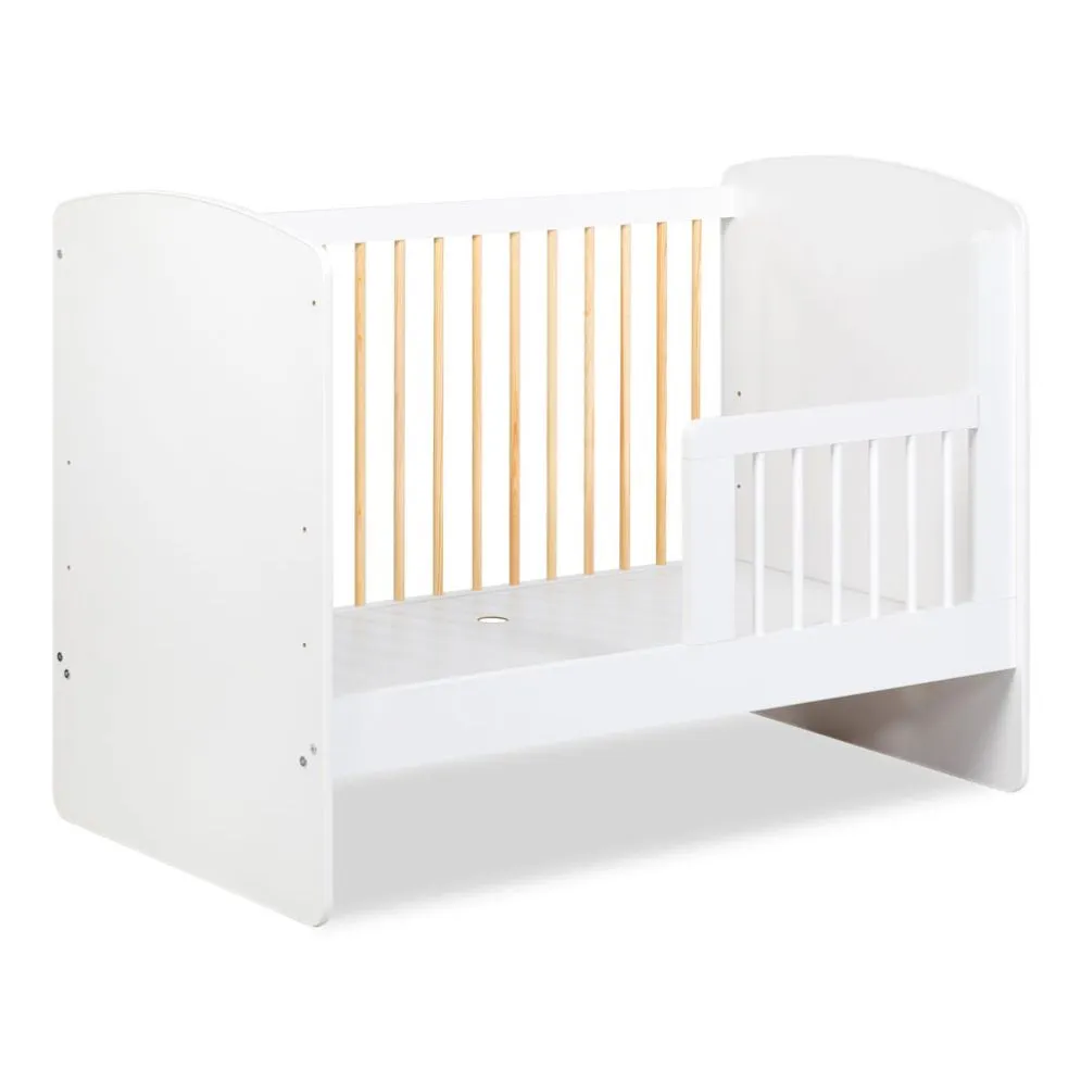 Łóżeczko dziecięce KAROLINA II 120x60 białe/sosna ze stelażem I sklep meblowy MIRAT. styl SKANDYNAWSKI