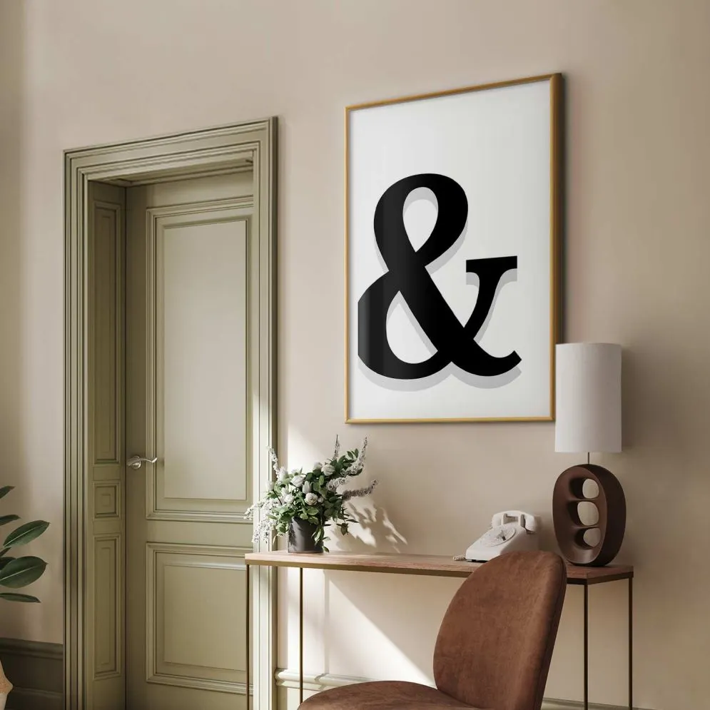 Plakat Ozdobna litera 21x30 cm z ramą złotą z marginesem | MIRAT.