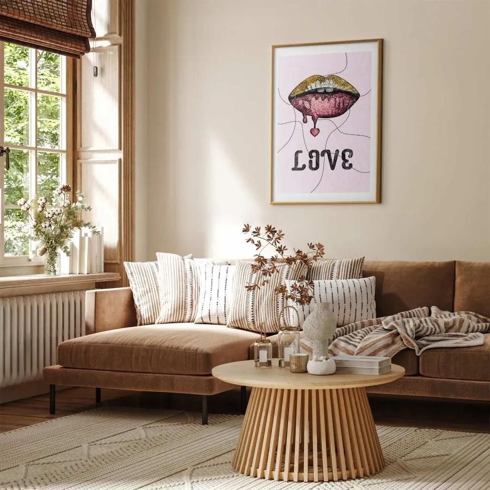 Plakat Płynne usta 29,7x42 cm z ramą złotą z marginesem | MIRAT.