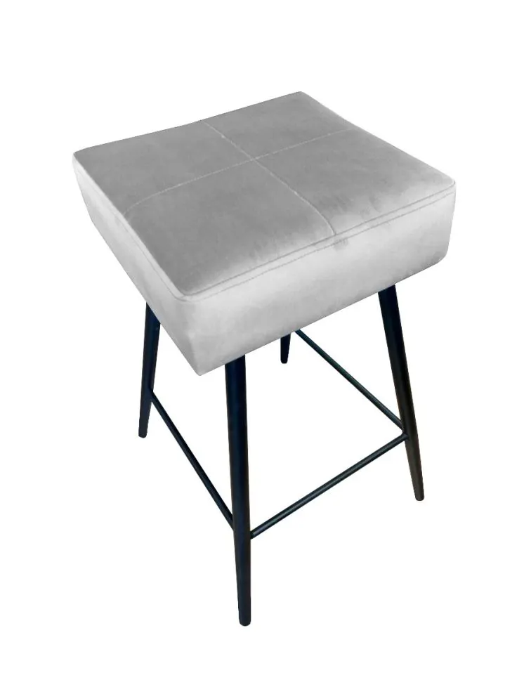 Hoker OLIMP VELVET jasno szary na czarnych metalowych nogach | MIRAT. w stylu GLAMOUR, LOFT kolekcja