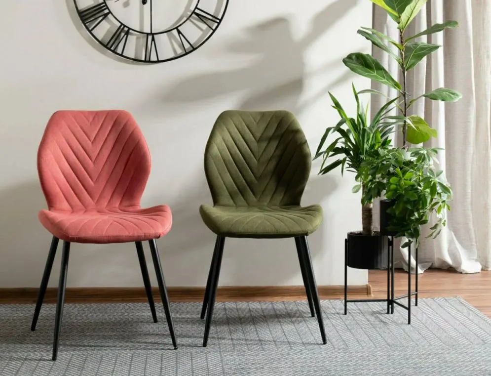 Krzesło tapicerowane MIKE NEA czerwone na metalowych nogach I sklep meblowy MIRAT. styl LOFT