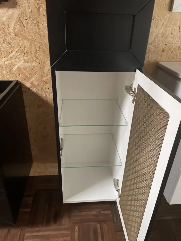 Wisząca szafka łazienkowa CHIC 35 cm biała półmat ażurowa| MIRAT  kolekcja CHIC