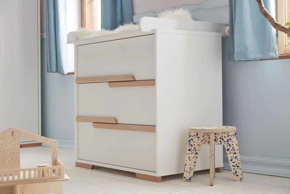 Komoda SNAP trzyszufladowa z cichym domykiem PINIO | MIRAT. styl SKANDYNAWSKI kolekcja SNAP