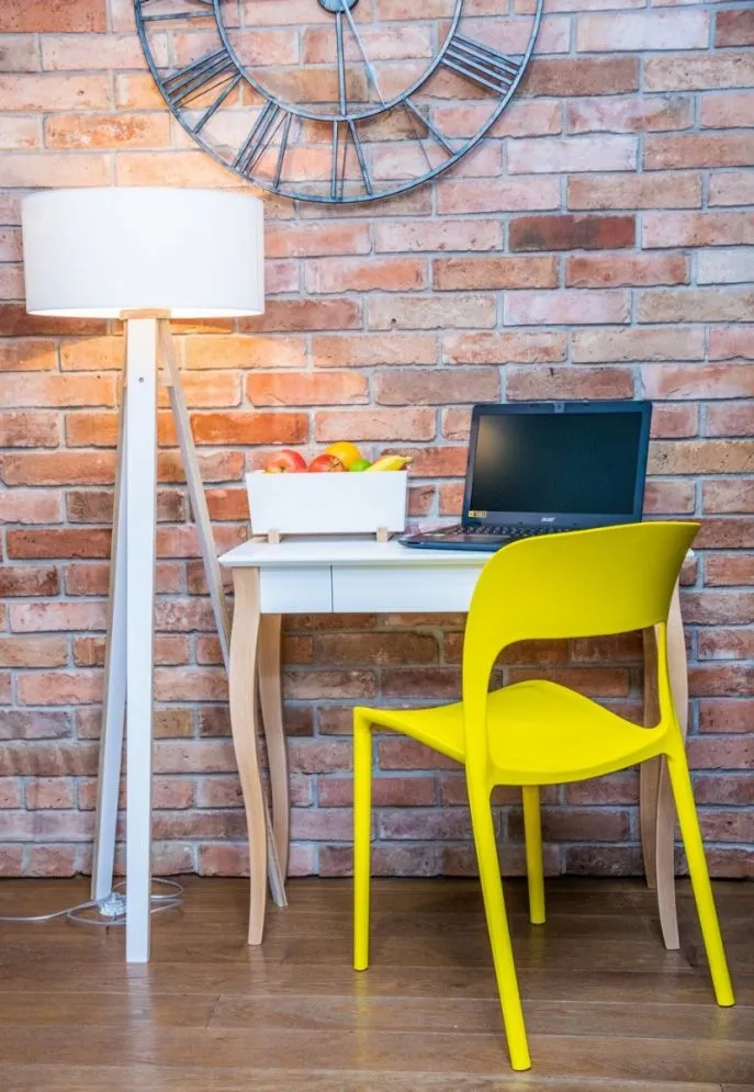 Biurko LILLO białe z szufladą w stylu skandynawskim | MIRAT. styl SKANDYNAWSKI