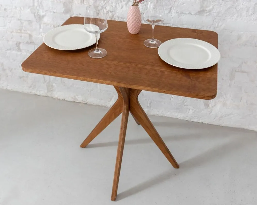 Minimalistyczny stół CUTTI 55x80 orzechowy styl SKANDYNAWSKI