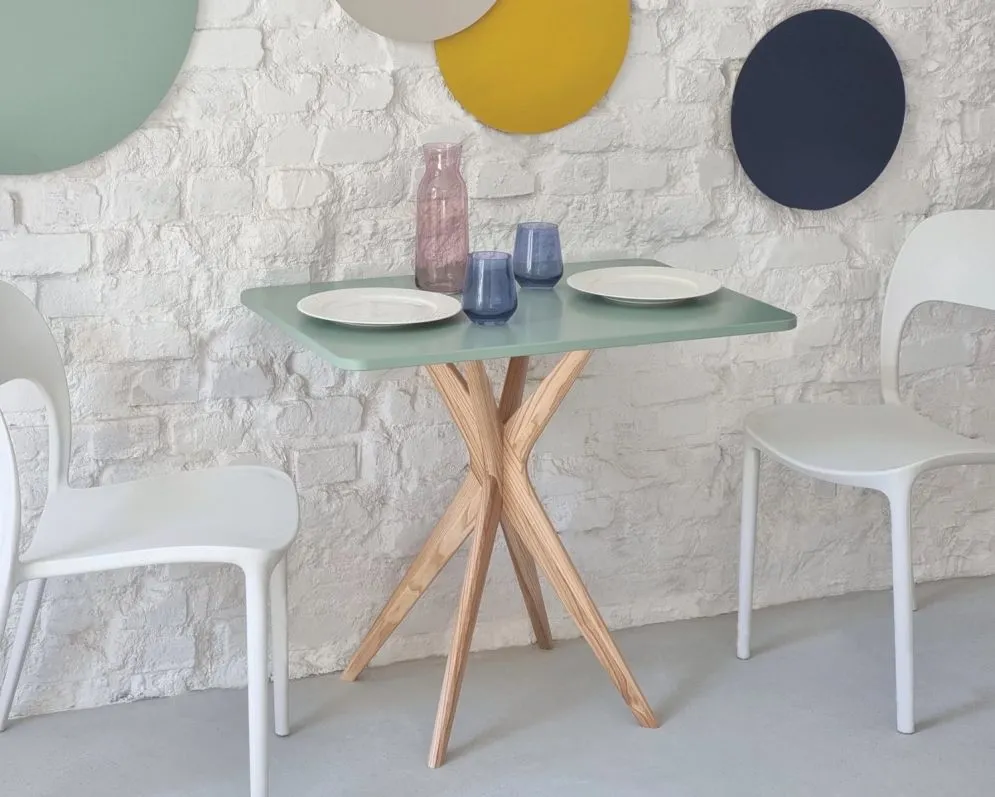 Delikatny stół CUTTI 55x80 w kolorze szałwi styl SKANDYNAWSKI