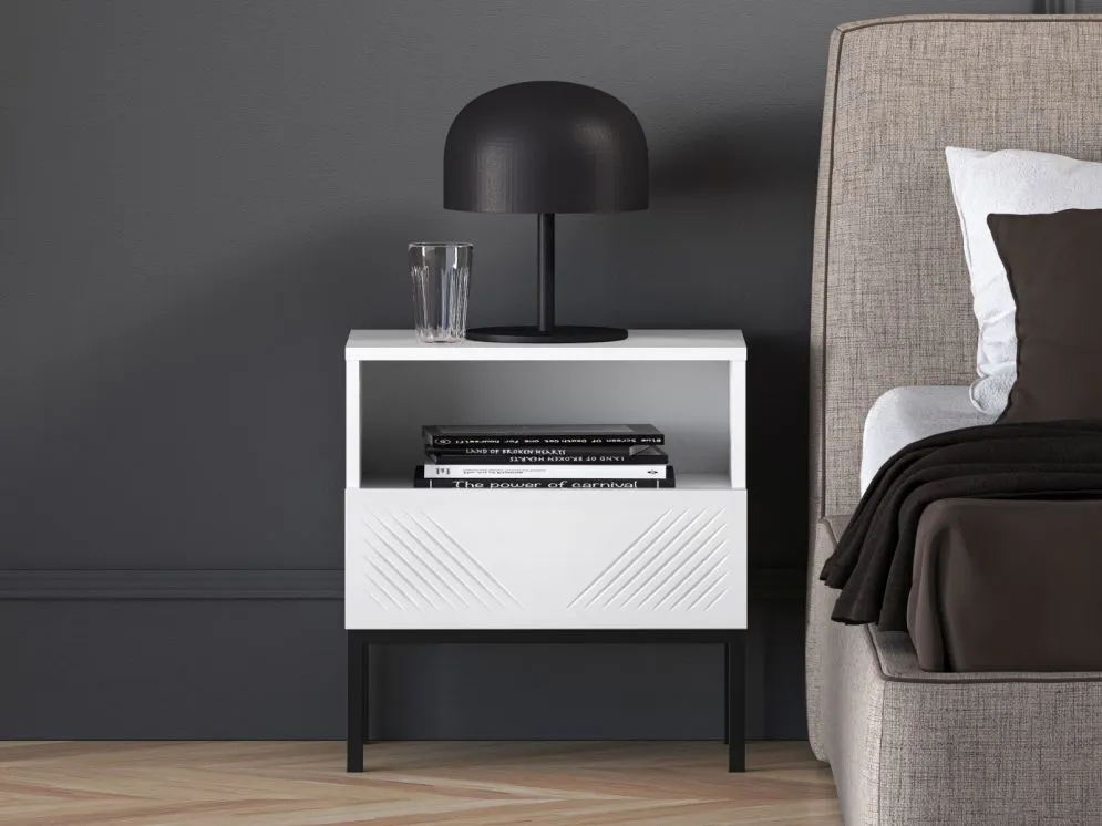 Szafka nocna KLARA biały mat z podstawą do sypialni I sklep meblowy MIRAT. styl GLAMOUR kolekcja KLARA