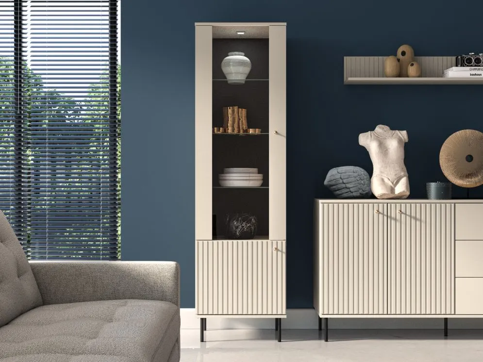 Witryna wysoka ELLEN kaszmir z podświetleniem LED I sklep meblowy MIRAT. styl GLAMOUR, RYFLOWANY