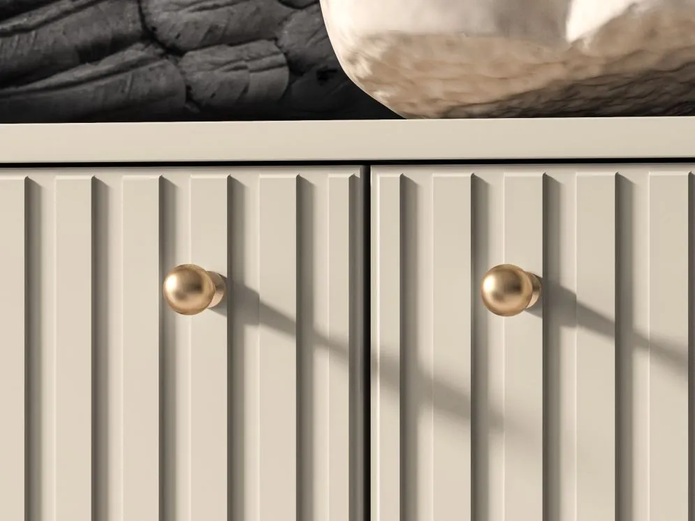 Komoda ELLEN 2D3S kaszmir ryflowana polskiej produkcji I sklep meblowy MIRAT. styl GLAMOUR, RYFLOWANY