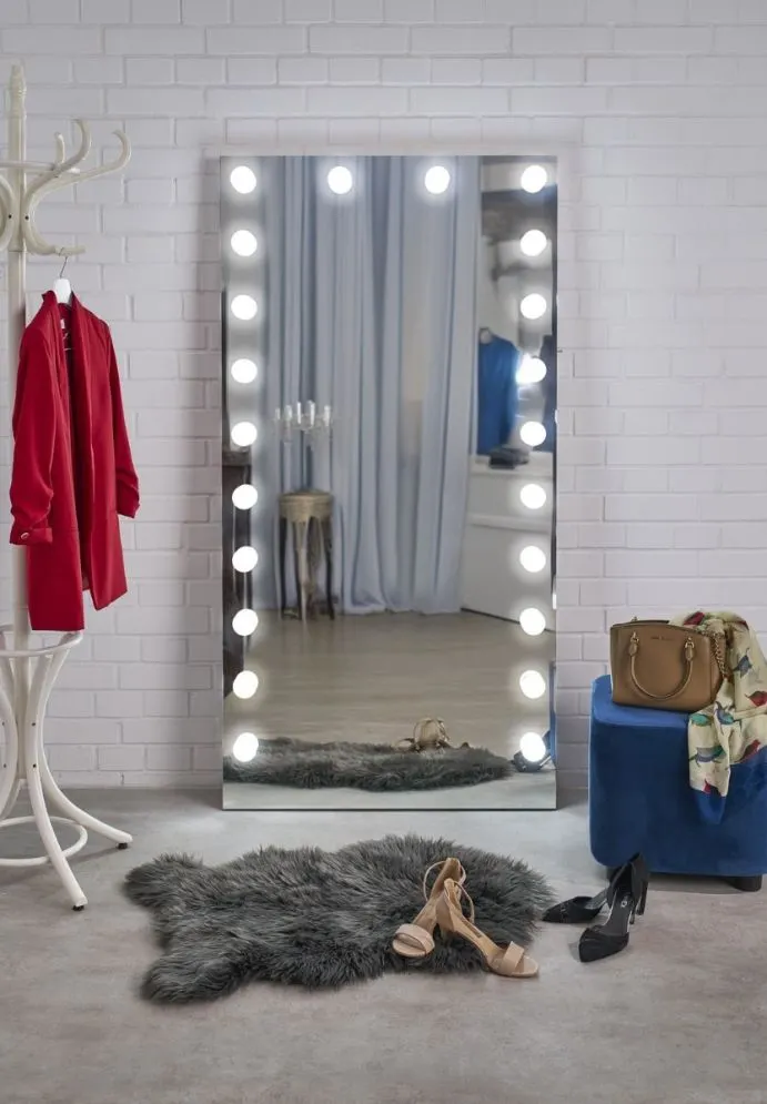 Eleganckie lustro stojące PEARL 87x170cm z oświetleniem LED I sklep meblowy MIRAT.