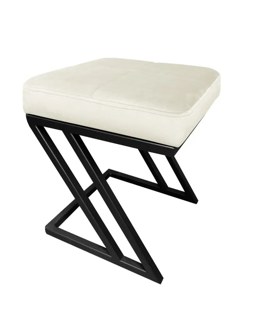 Pufa ZAZU MG VELVET ecru na podstawie w kształcie Z | MIRAT. w stylu LOFT kolekcja