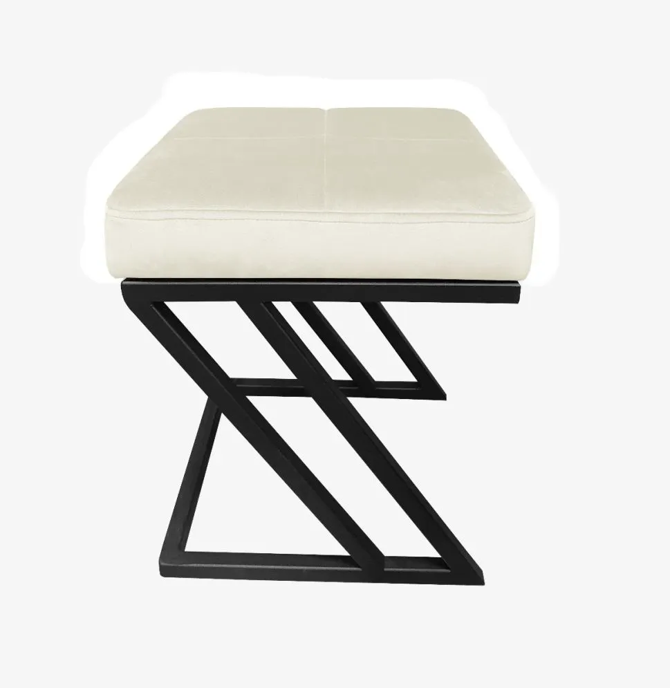 Pufa ZAZU MG VELVET ecru na podstawie w kształcie Z | MIRAT. w stylu LOFT kolekcja