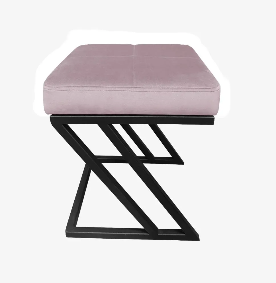 Pufa ZAZU MG VELVET jasnoróżowa do salonu | MIRAT. w stylu LOFT kolekcja