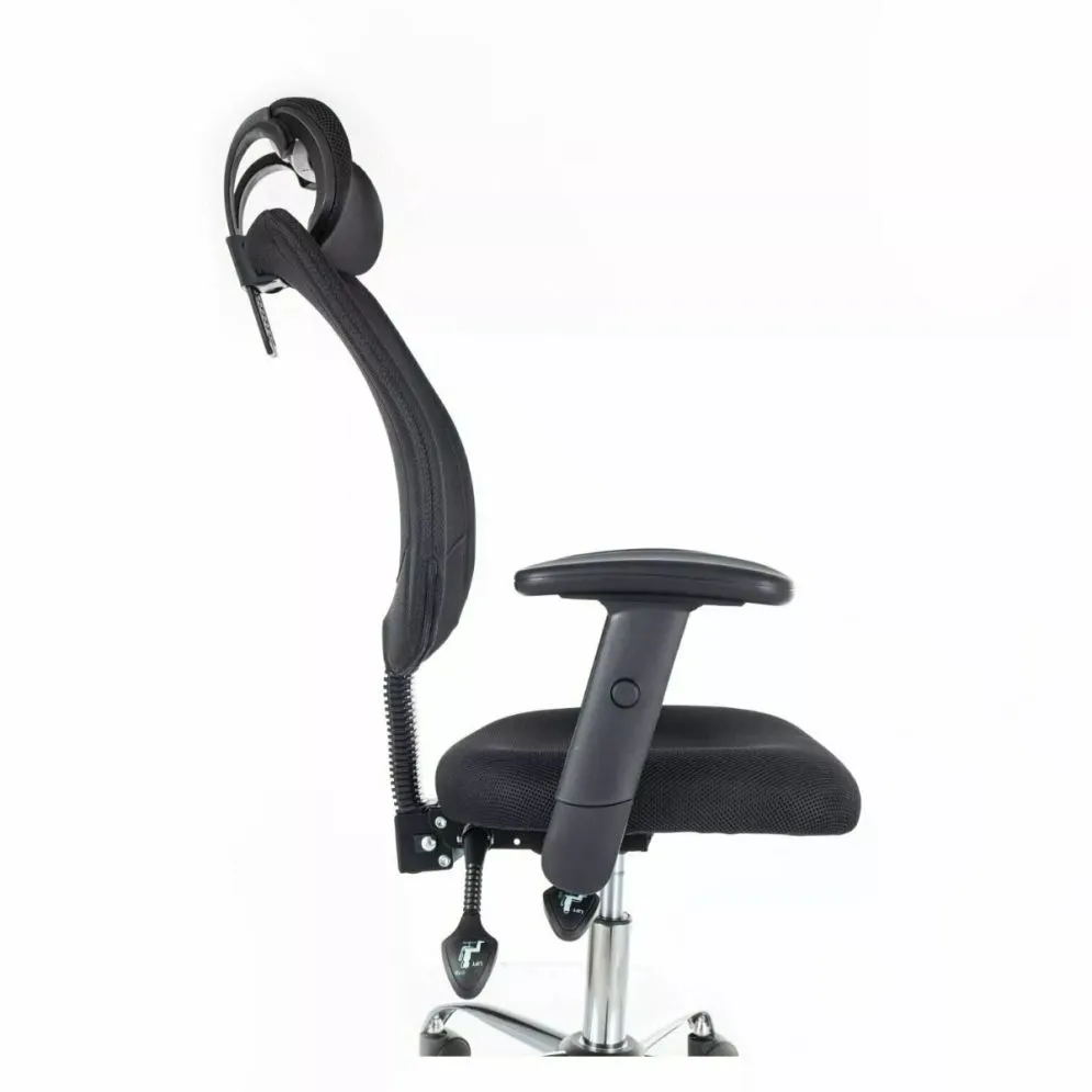 Fotel obrotowy Q-118R czarny z mechanizmem MULTIBLOCK I sklep meblowy MIRAT.