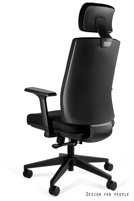 Fotel biurowy SHELL czarny z regulowanymi podłokietnikami | MIRAT.