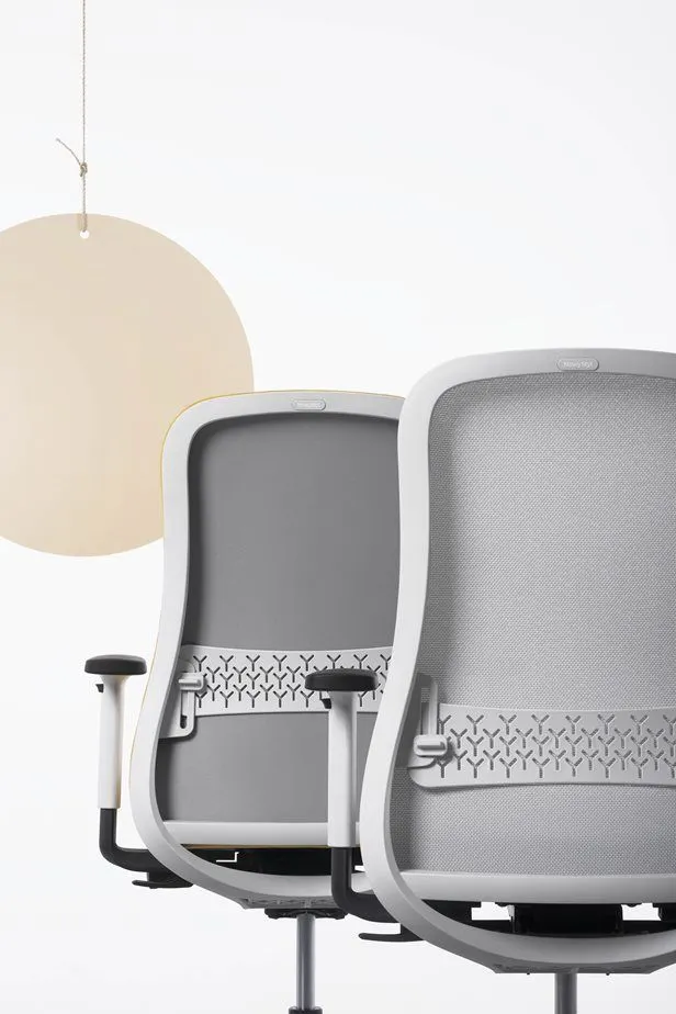 Fotel biurowy SOULY ERA MT60123/CSE13 szary z zagłówkiem I sklep meblowy MIRAT.