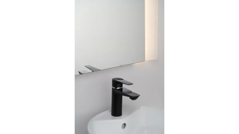 Lustro łazienkowe LED AURA 55x90 cm z regulowanym podświetleniem | MIRAT