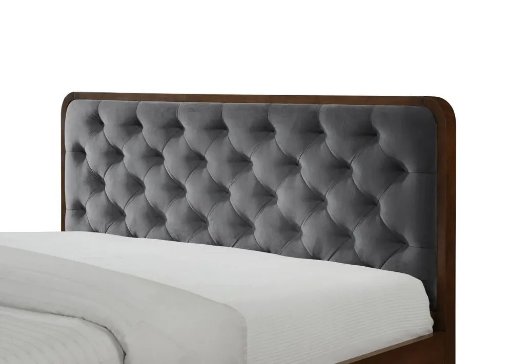 Łóżko CASSIDY 140x200 szare/orzech na drewnianych nogacjI sklep meblowy MIRAT.