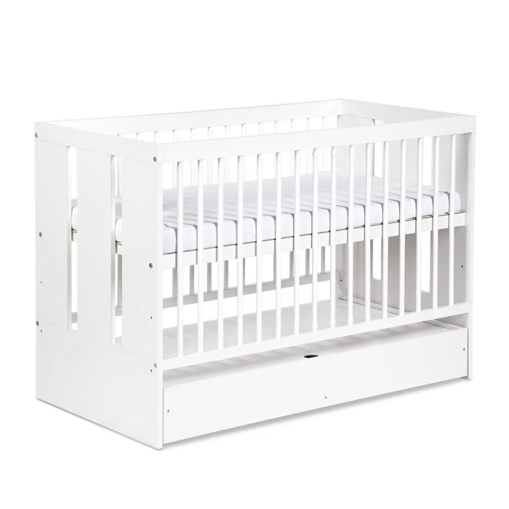 Łóżeczko dziecięce PAULA 120x60 białe bezpieczne niemowlęce I sklep meblowy MIRAT. styl SKANDYNAWSKI