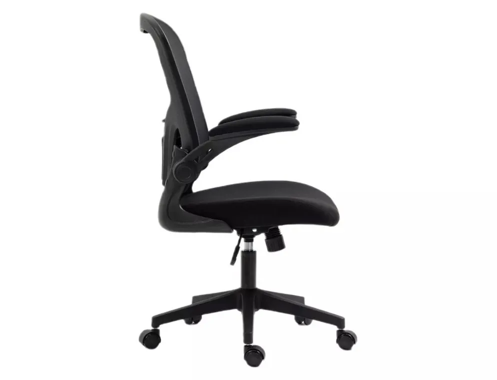 Fotel biurowy Q-333 czarny z podnoszonymi podłokietnikami I sklep meblowy MIRAT.
