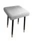Taboret SQUARE 2 MG VELVET jasno szary na metalowych nogach | MIRAT.