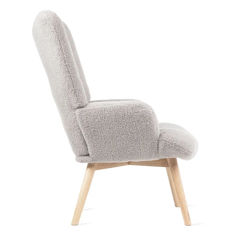 Fotel tapicerowany MOSS TEDDY BOUCLÉ jasnoszary z podłokietnikami | MIRAT styl SKANDYNAWSKI