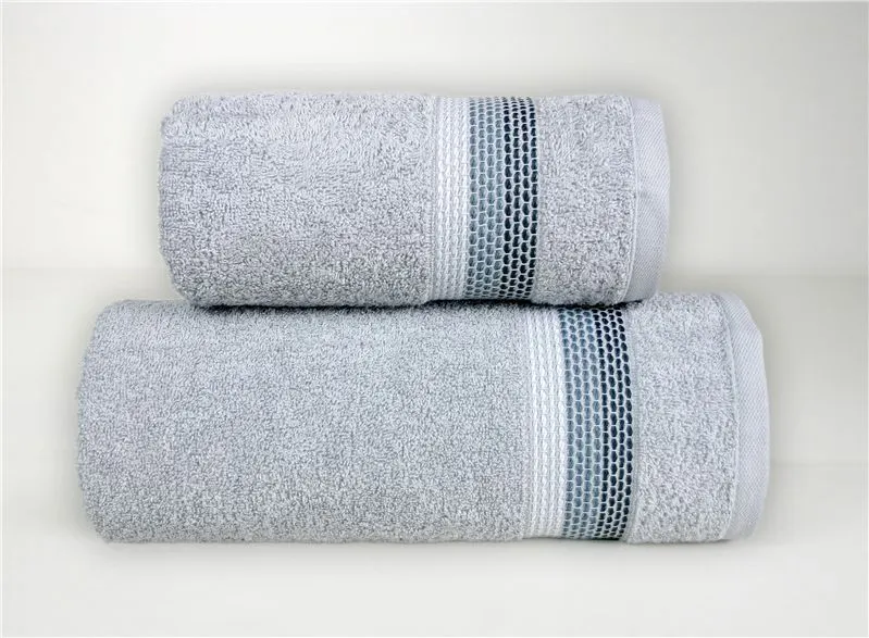 Ręcznik kąpielowy Frotex Ombre 70x140 jasnopopielaty MIRAT.