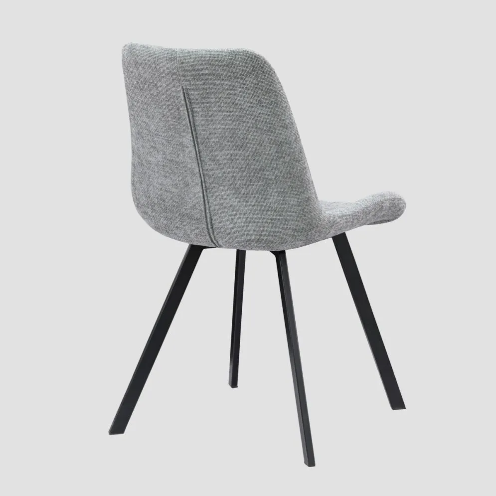 Krzesło tapicerowane SILLA z czarnymi nogami | MIRAT styl LOFT