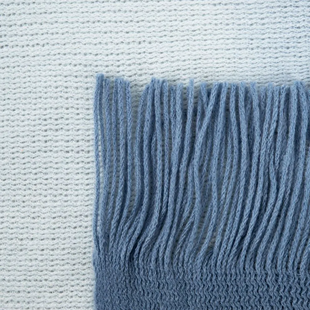 Koc błękitny ombre Finns 130x170 cm | MIRAT