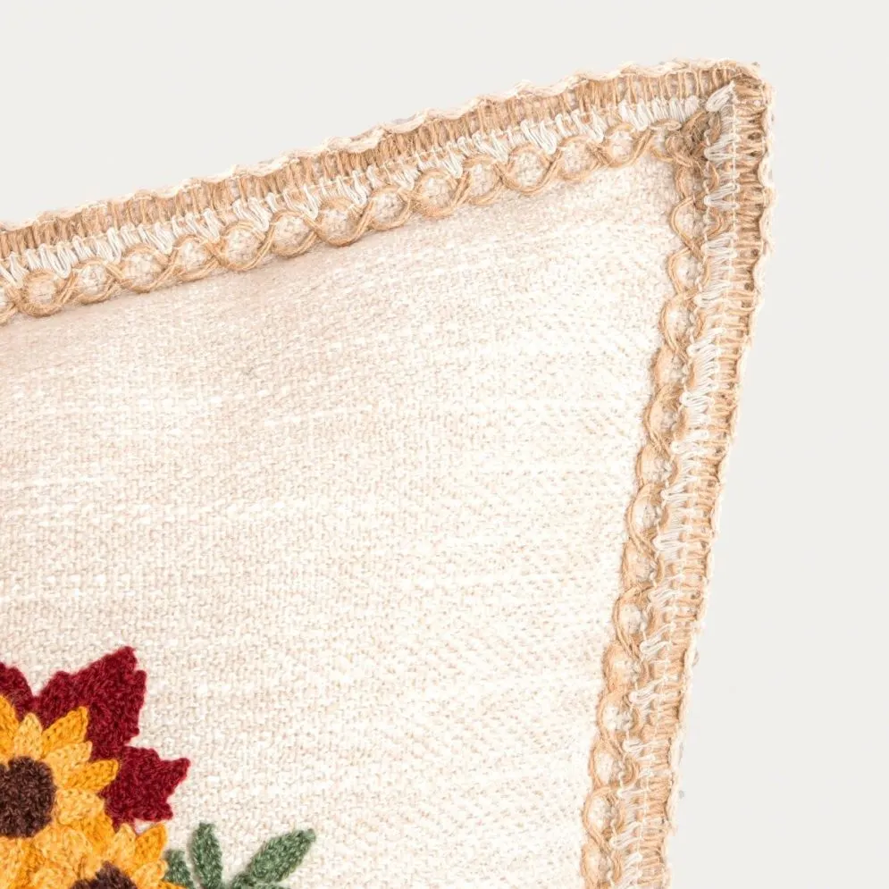 Poszewka na poduszkę TARDOR 45x45 cm z haftowanym motywem| MIRAT