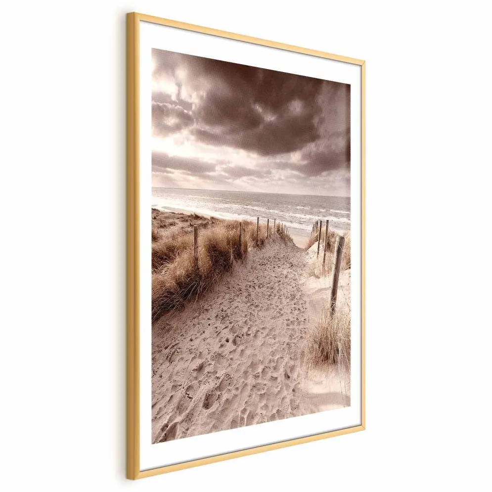 Plakat Odległa wydma 60x90 cm z ramą złotą z marginesem | MIRAT.