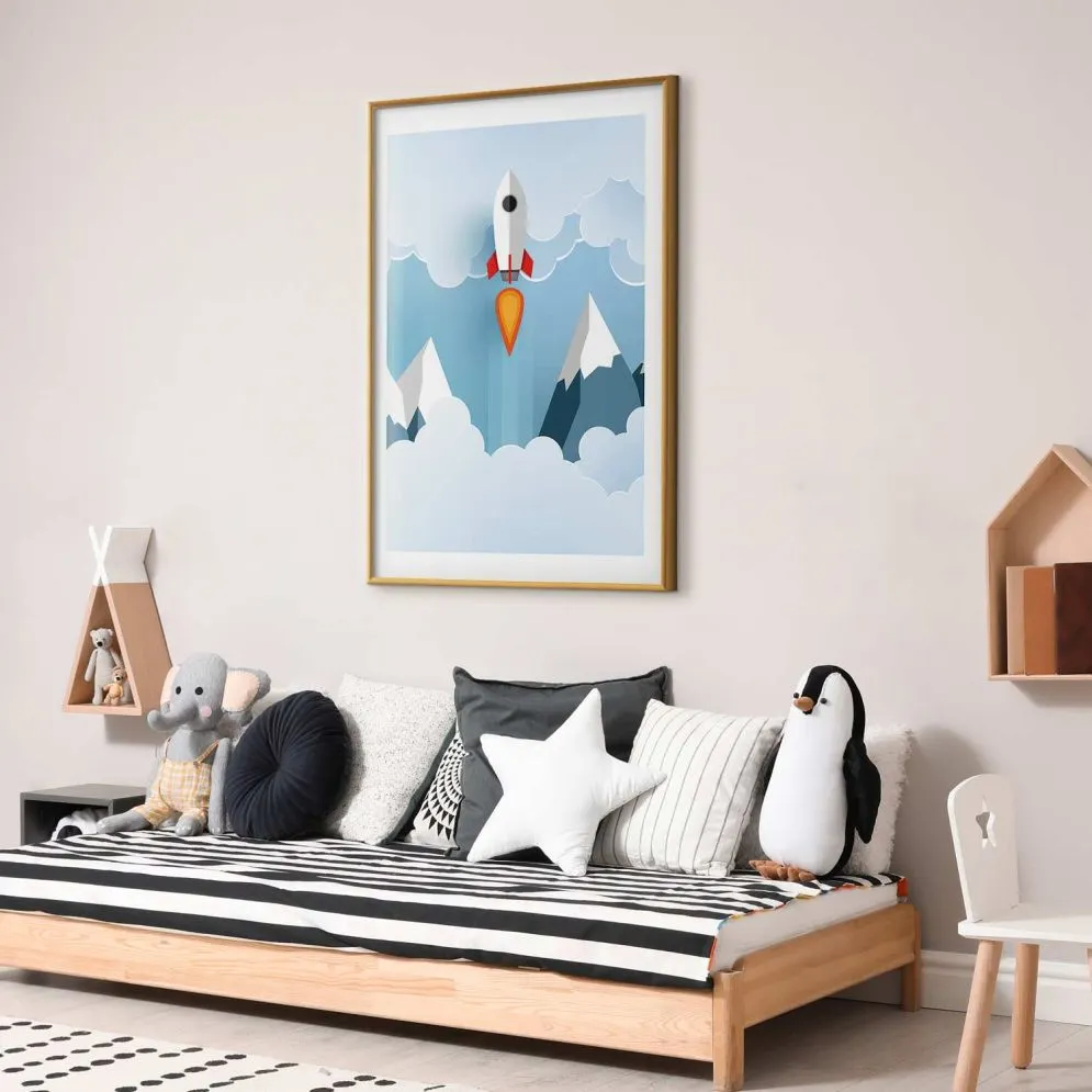 Plakat Rakieta w chmurach 29,7x42 cm z ramą złotą z marginesem | MIRAT.