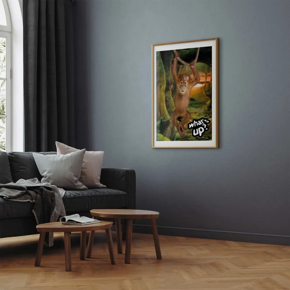 Plakat What's Up 60x90 cm z ramą złotą z marginesem | MIRAT.