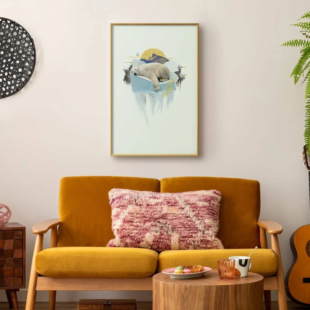 Plakat Niedźwiedź polarny 60x90 cm z ramą złotą z marginesem | MIRAT.