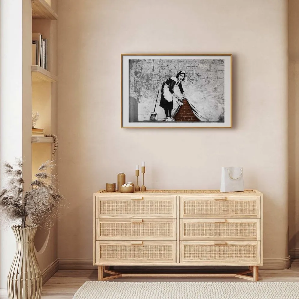 Plakat Pokojówka 30x21 cm z ramą złotą z marginesem | MIRAT.