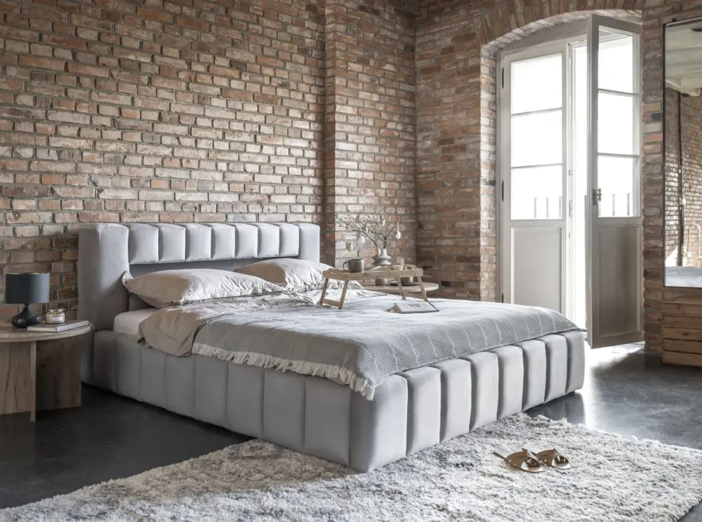 Łóżko tapicerowane LAMICA VELVET 160x200 jasnoszare z pojemnikiem i stelażem | MIRAT. styl GLAMOUR