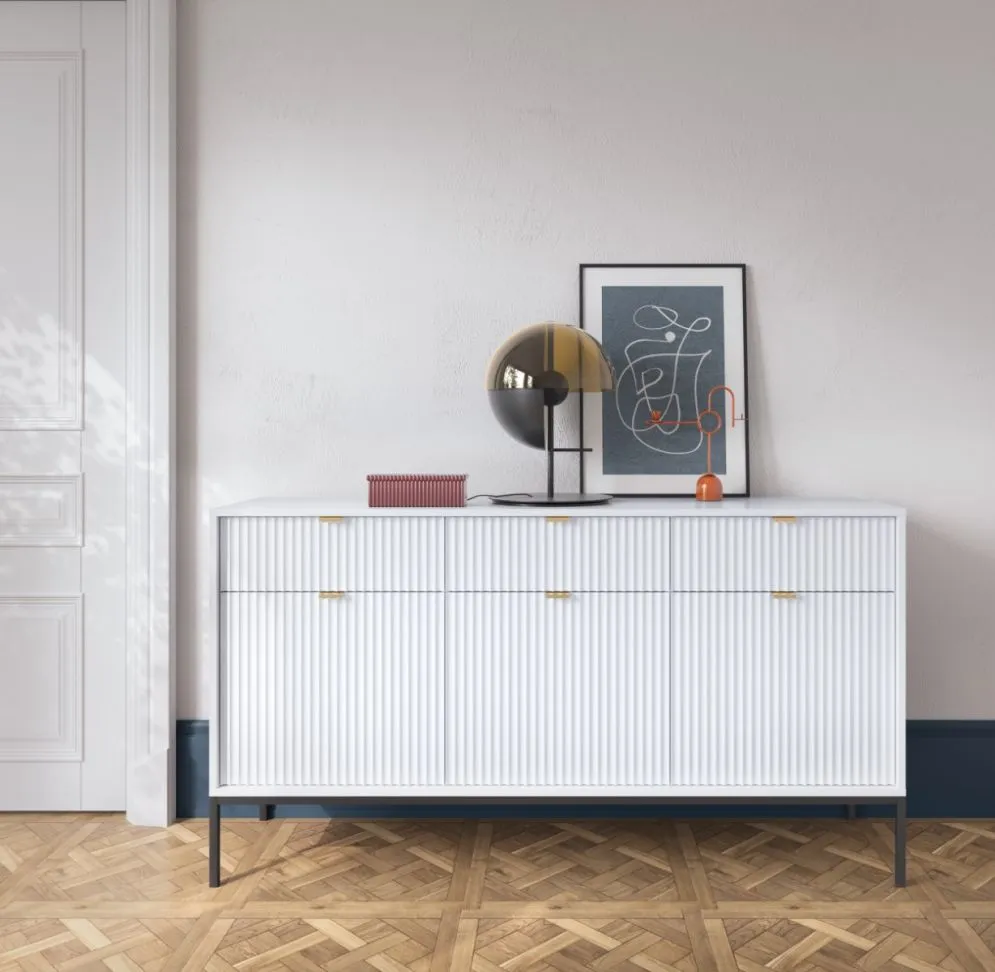 Komoda MILONA 3D3S 154 cm biała mat I sklep meblowy MIRAT. styl RYFLOWANY kolekcja MILONA