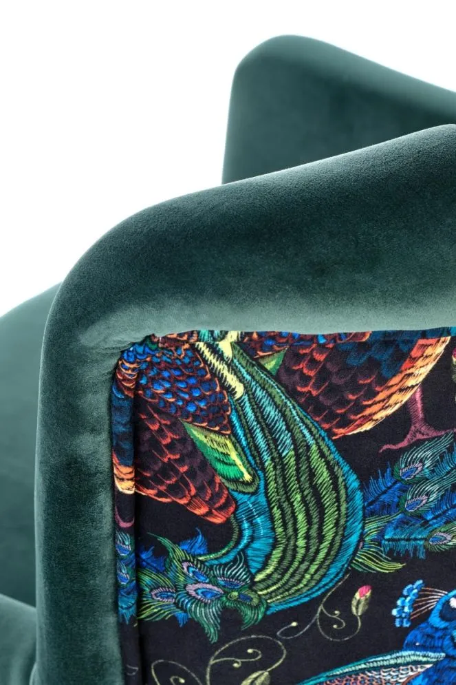 Fotel do salonu PAGONI VELVET ciemnozielony na drewnianych nogach | MIRAT. styl LOFT